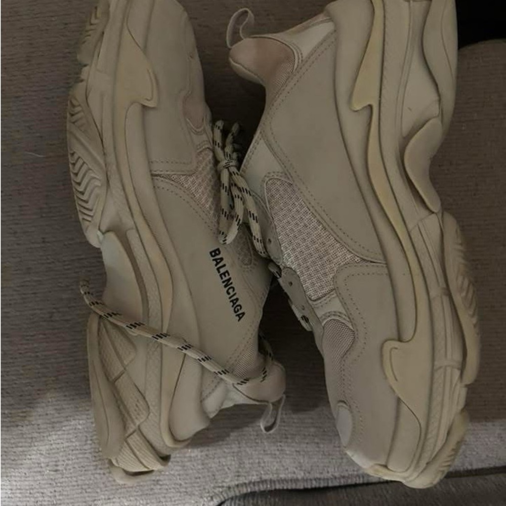 Balenciaga Men's Off-White Sneakers